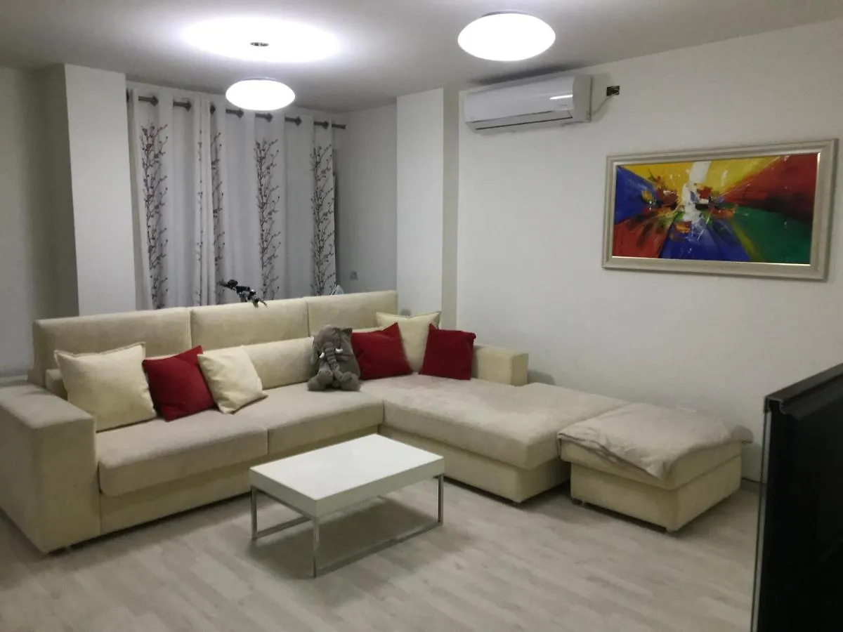 Apartment Liqeni I Thate, Tirane Albania