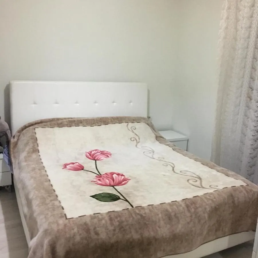 Apartment Liqeni I Thate, Tirane 0*, Tirana Albania